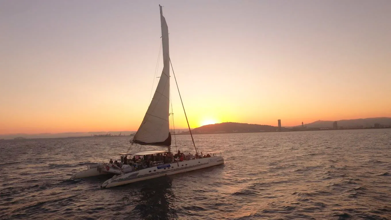 barcelona boat tours