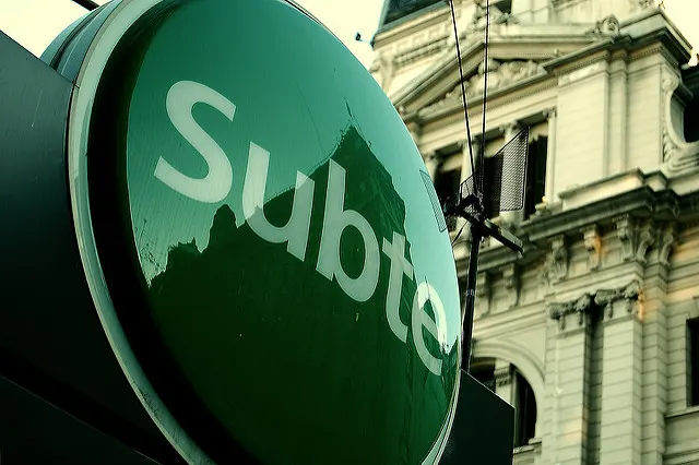 Metro un transporte en buenos aires
