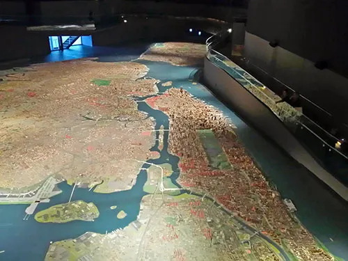 Maqueta de Nueva York gigante en el Museo de Queens. Foto de Andrea Hoare Madrid - Newyorkando