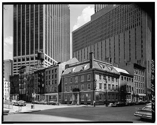 Fraunces Tavern Block By Historic American Buildings Survey [Public domain], via Wikimedia Commons