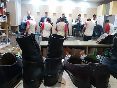 Lustrabotas en el Concourse Rockefeller Center - Foto de AHM