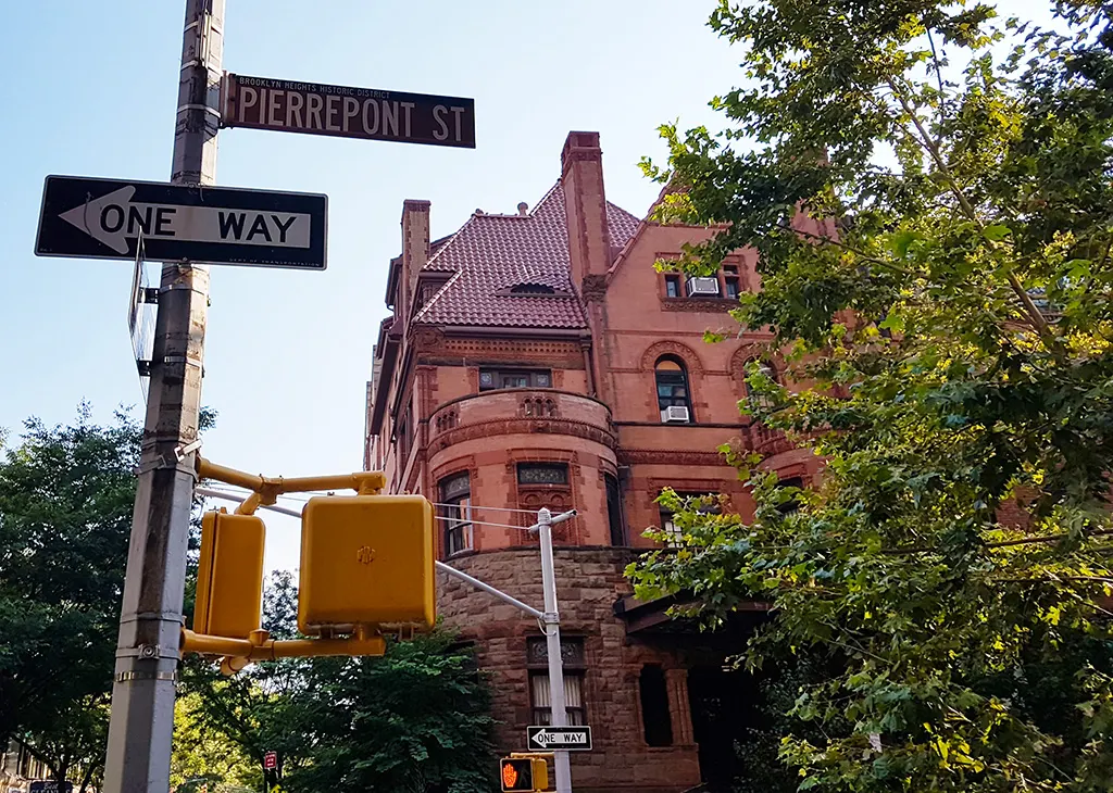 Elegante casona en Pierrepont Street en el barrio Brooklyn Heights - Foto de Andrea Hoare Madrid