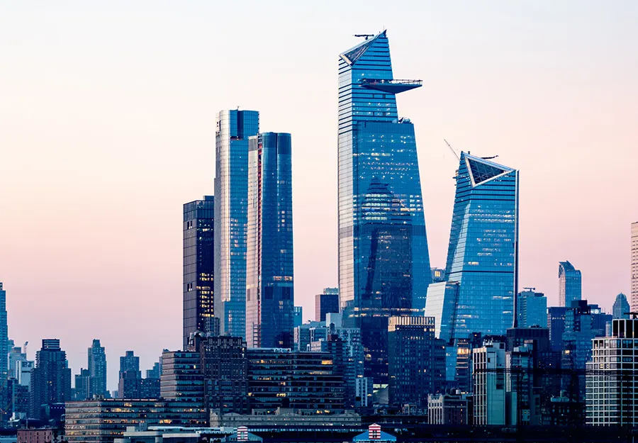 Panorámica de los edificios de Hudson Yards, el nuevo barrio del midtown Manhattan - Foto de Dimitry Anikin en Unsplash