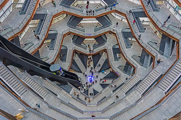 Vista de las escaleras de The Vessel en Hudson Yards - Foto cortesía de María Fernanda Pellejero @mafepellejero