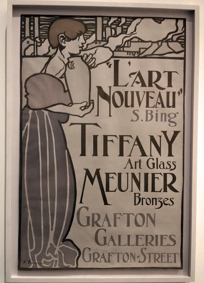 Cartel antiguo de la Neustadt Collection of Tiffany Glass expuesto en el Museo de Queens - Foto de AHM