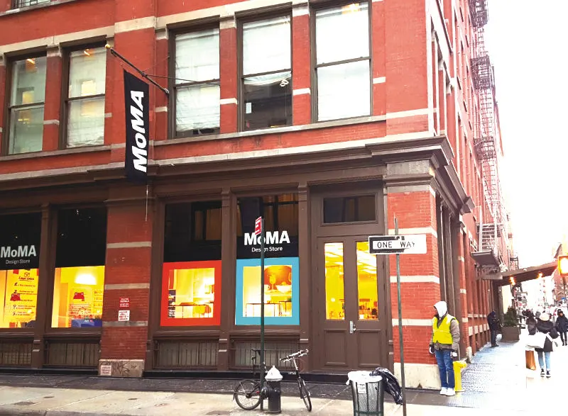 Fachada de la MoMA Design Store en SoHo - Foto de Andrea Hoare Madrid