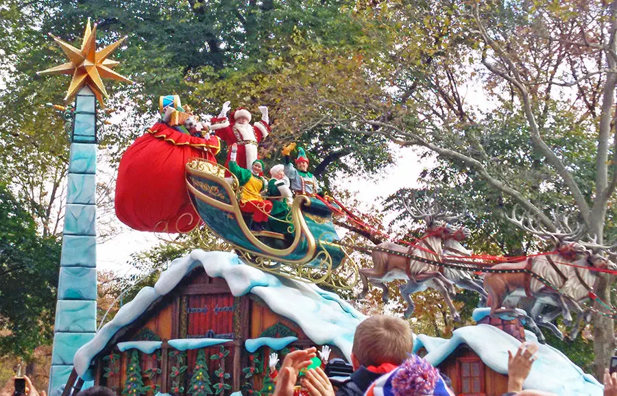 Carroza de Santa Claus desfilando en el Thanksgiving Parade en Manhattan - Foto de Andrea Hoare Madrid