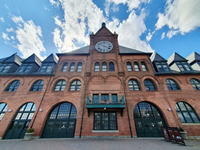 Foto del edificio histórico Central Railroad of New Jersey Terminal de Andrea Hoare Madrid