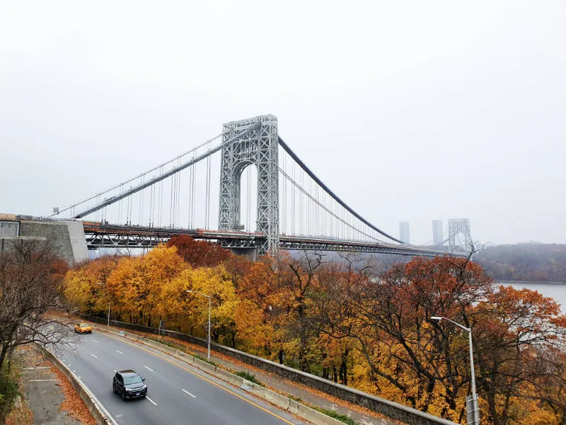 Panorámica del Puente George Washington, puente de New York a New Jersey, desde Washington Heights en Upper Manhattan un día de otoño. Foto de Andrea Hoare Madrid