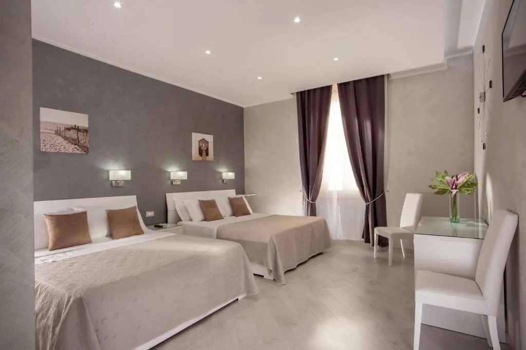 hotel trevi roma