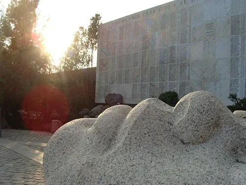 Cementerio General de Santiago .- Foto de Andrea Hoare Madrid - Santiagoando