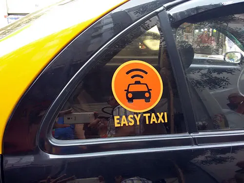 Líneas de taxi en Santiago: Easy Taxi