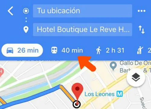 Captura de pantalla de Google Map señalando el icono del transporte público.