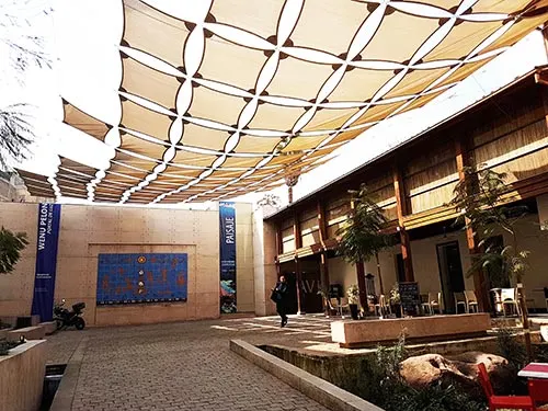 Museo de Artes Visuales Barrio Lastarria Santiago - Foto de AHM