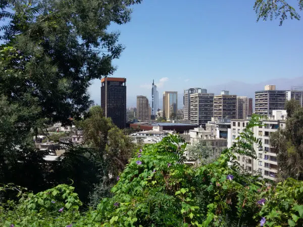 Barrio Lastarria y Providencia visto desde el Cerro Santa Lucía - variedad de apartamentos vacacionales - Foto de Andrea Hoare Madrid