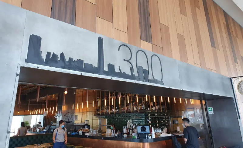 Vista del Bar 300 Sky Bar and Coffee - Foto de AHM