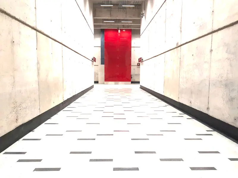 Pasillo de la Línea 3 del Metro de Santiago - Foto de Andrea Hoare Madrid