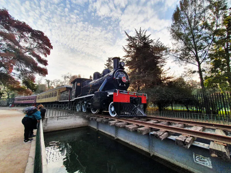 Locomotora 631 expuesta en el museo ferroviario de Santiago - Foto de Andrea Hoare Madrid
