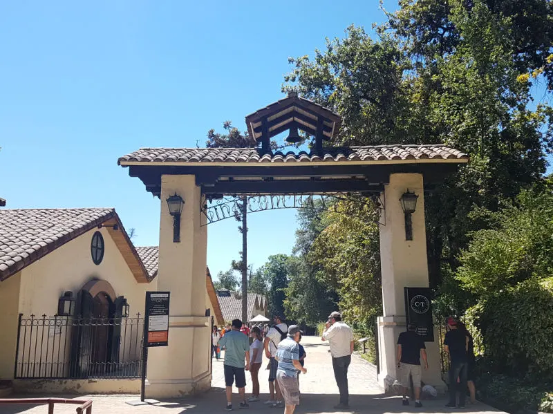 Entrada de la Viña Concha y Toro en Pirque - Foto de Andrea Hoare Madrid