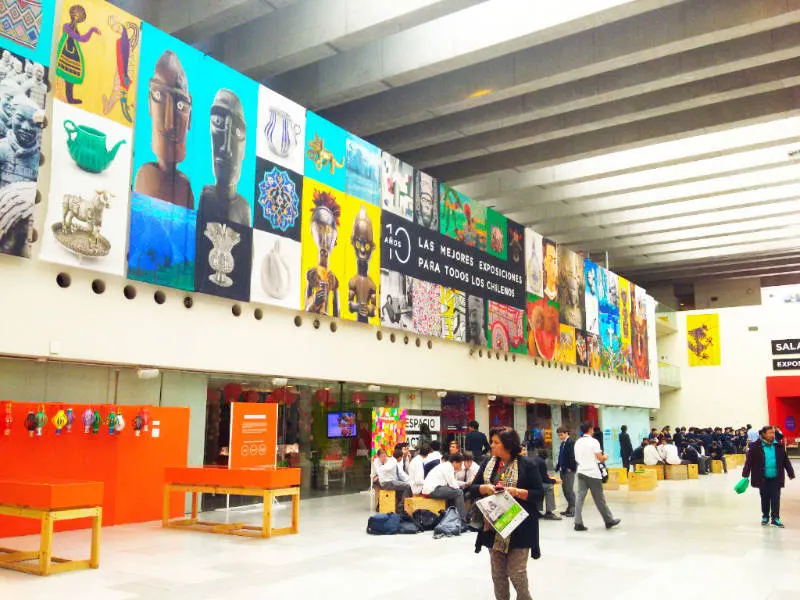 Lobby del Centro Cultural La Moneda - Foto de Andrea Hoare Madrid