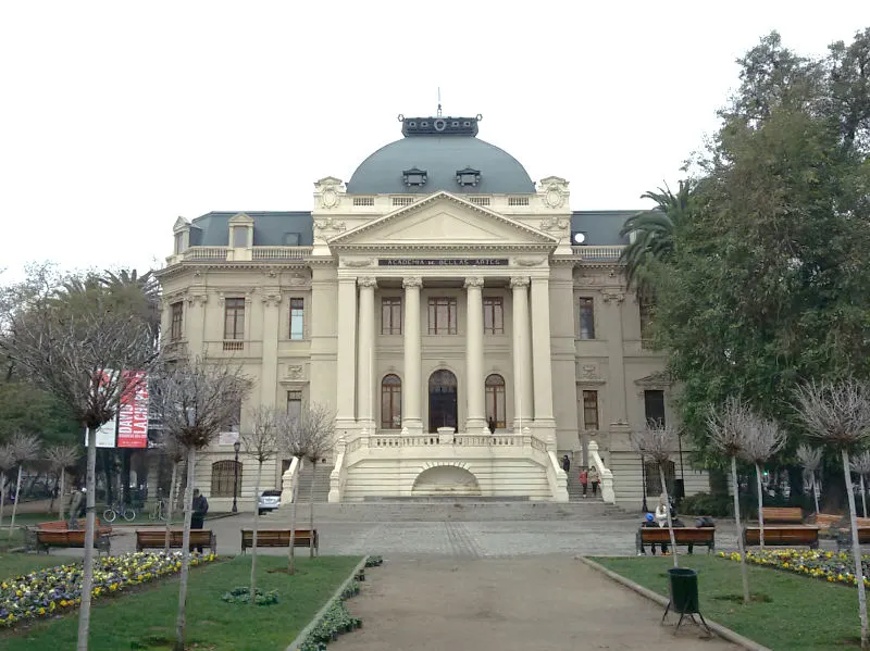 Edificio del Museo de Arte Contemporáneo Parque Forestal de Andrea Hoare Madrid