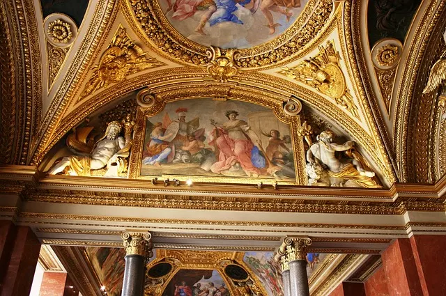 Interior do Louvre Interior do Museu Le Louvre