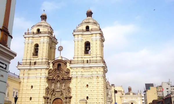 Catacumbas de Lima fachada iglesia san francisco de asis