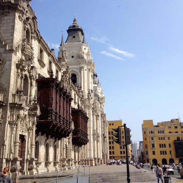 Vista lateral de la catedral
