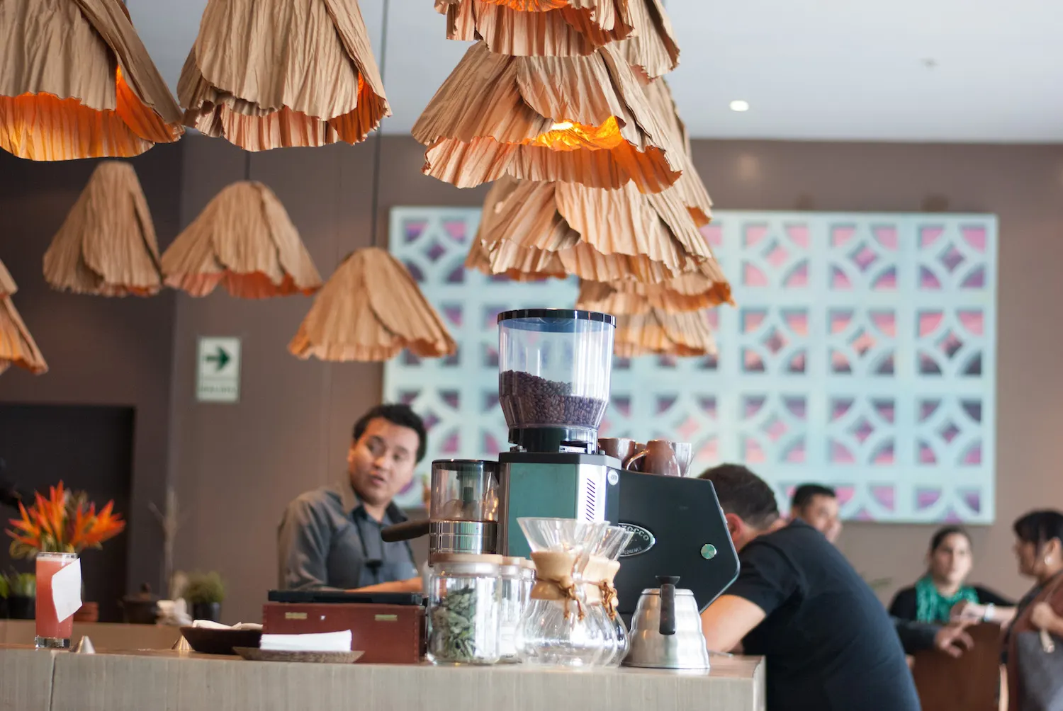 Interior de restaurante Amaz en Lima