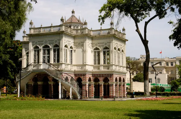 Pabellon morisco parque de la exposicion