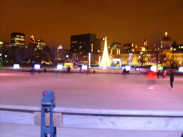 Pista de patinaje Para la navidad en montreal