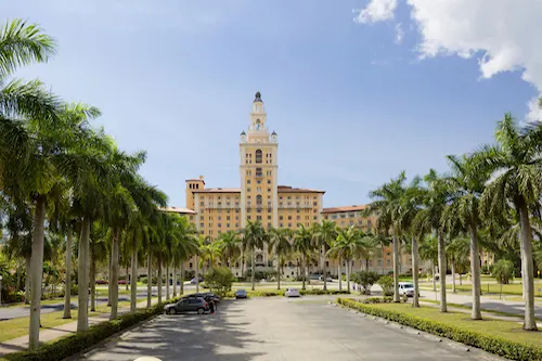 Vista del hotel Baltimore en el Coral glabes Una zona de miami es Coral Glabes