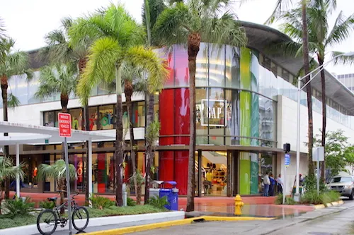 Lincoln Road para comprar