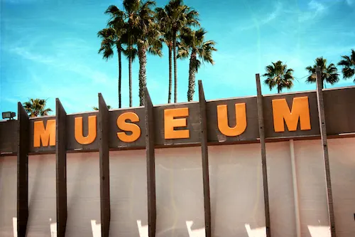 Entrada al MOCA
