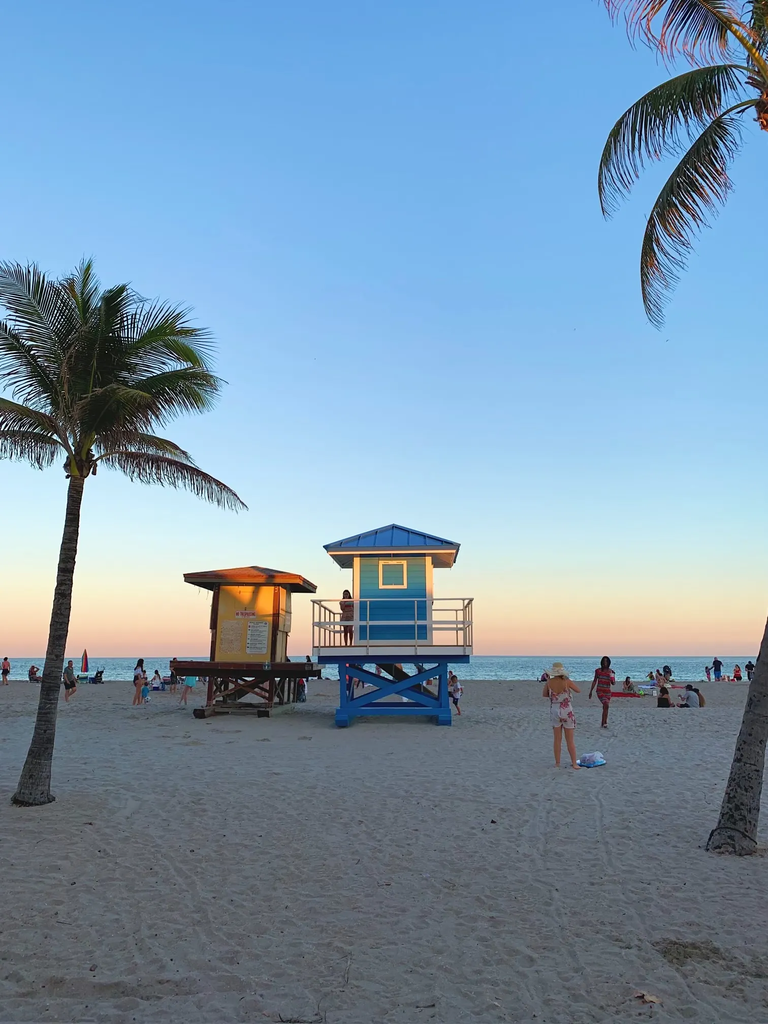 Atardecer en la playa miami